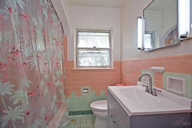 3948 Holman Circle, Silverton, OH 45236