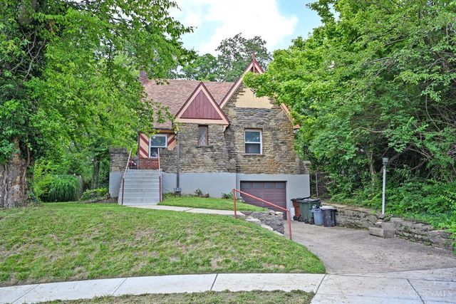 3948 Holman Circle, Silverton, OH 45236