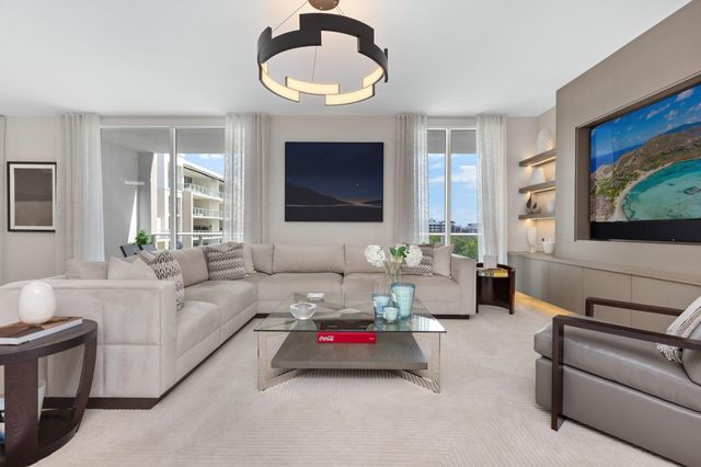 210 SE Mizner Boulevard 703, Boca Raton, FL 33432