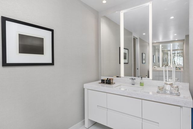 210 SE Mizner Boulevard 703, Boca Raton, FL 33432