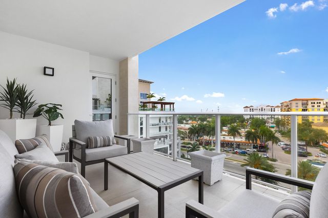 210 SE Mizner Boulevard 703, Boca Raton, FL 33432