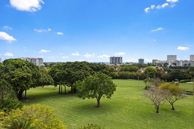 210 SE Mizner Boulevard 703, Boca Raton, FL 33432