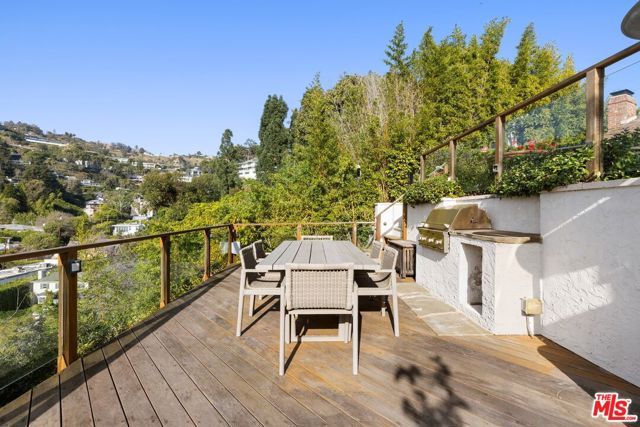 1441 Oriole Drive, Los Angeles, CA 90069