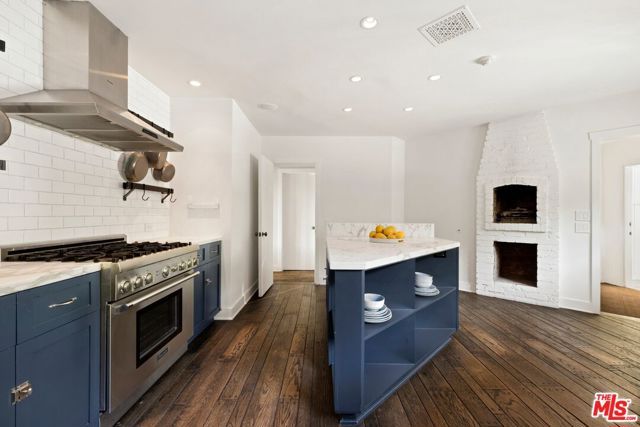 1441 Oriole Drive, Los Angeles, CA 90069