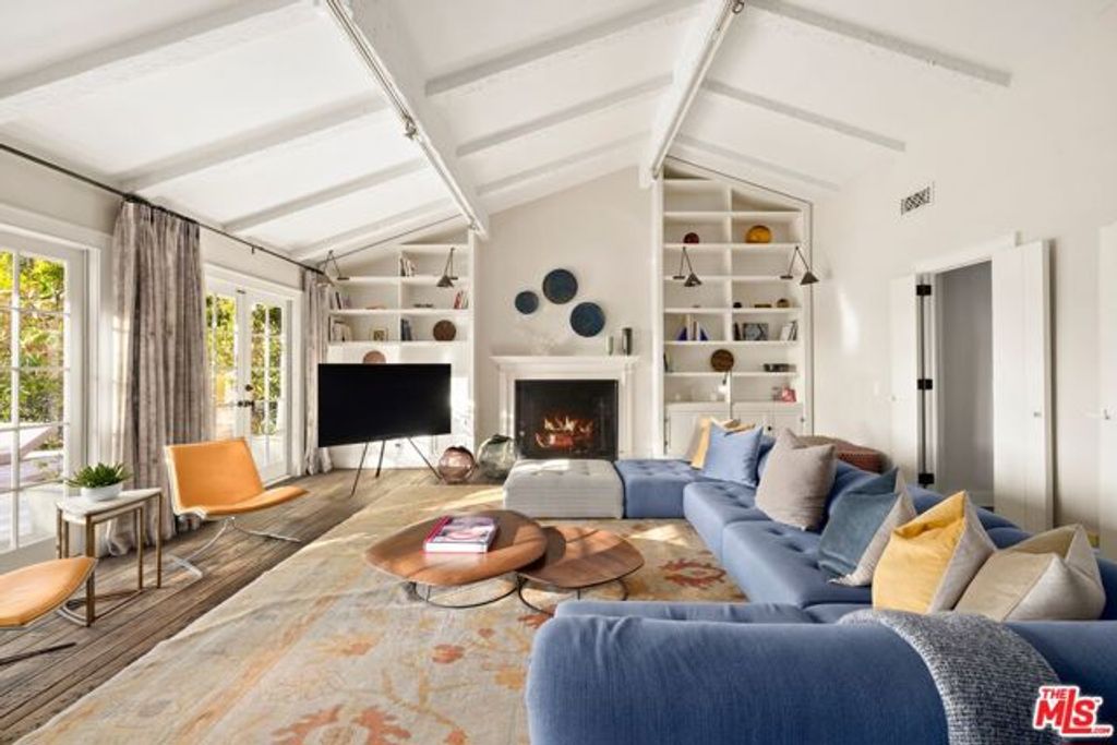 1441 Oriole Drive, Los Angeles, CA 90069