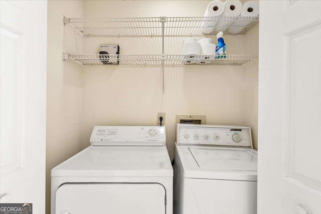 107 Paces Run SE 107, Atlanta, GA 30339