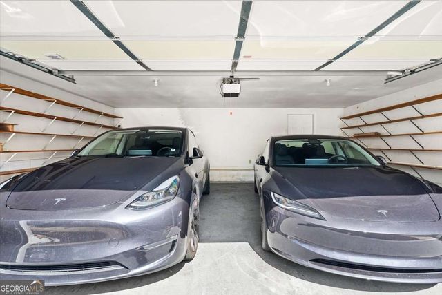 107 Paces Run SE 107, Atlanta, GA 30339