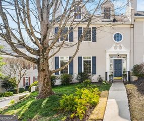 107 Paces Run SE 107, Atlanta, GA 30339