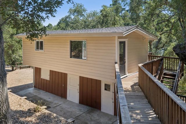 136 Jane Drive, Woodside, CA 94062
