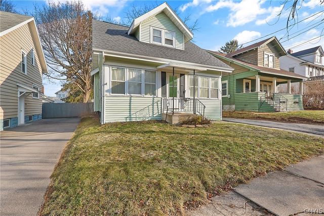 131 Winthrop Road, Syracuse, NY 13206