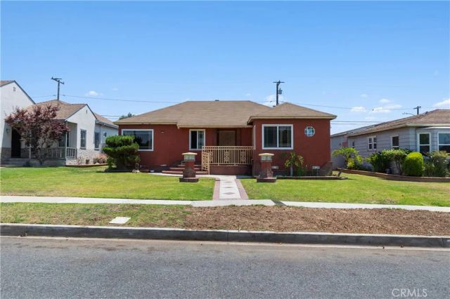 11028 Spinning, Inglewood, CA 90303