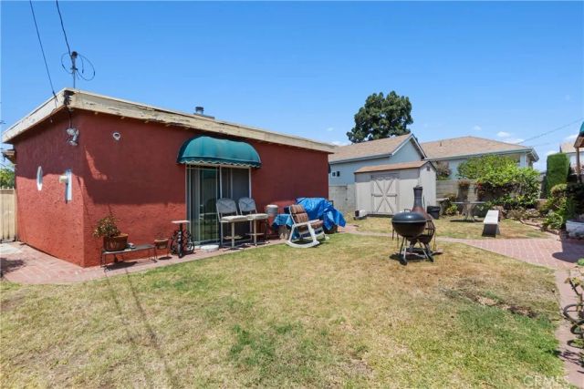 11028 Spinning, Inglewood, CA 90303