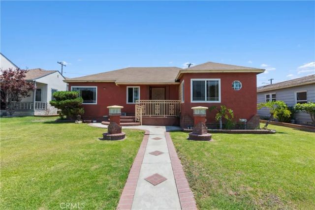 11028 Spinning, Inglewood, CA 90303