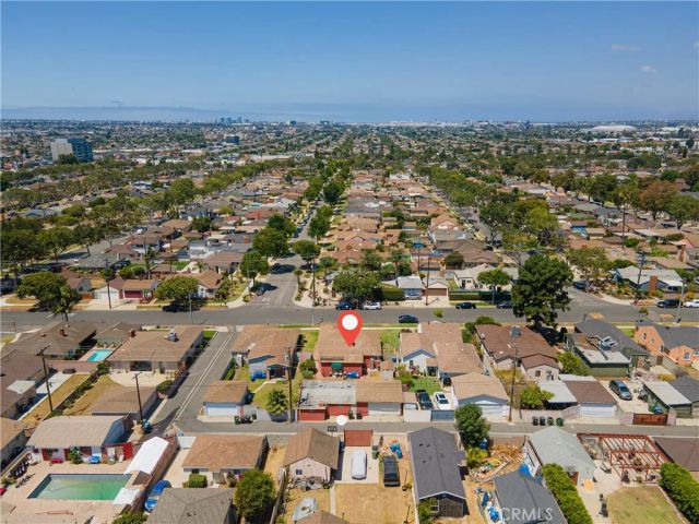 11028 Spinning, Inglewood, CA 90303