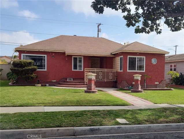 11028 Spinning, Inglewood, CA 90303
