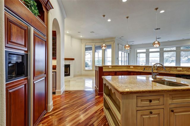 9143 SOUTHERN BREEZE DRIVE, Orlando, FL 32836