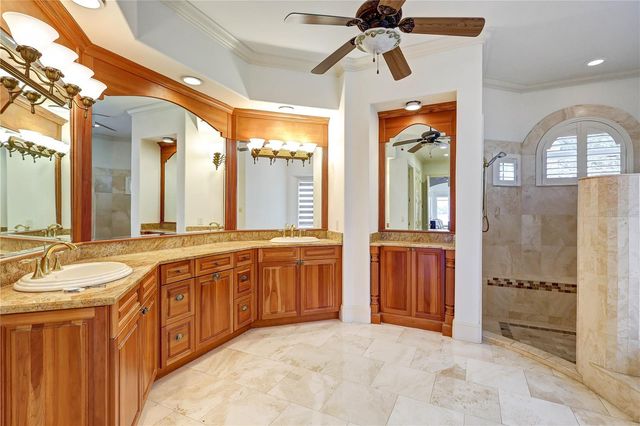 9143 SOUTHERN BREEZE DRIVE, Orlando, FL 32836