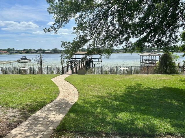 9143 SOUTHERN BREEZE DRIVE, Orlando, FL 32836