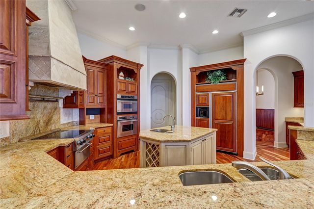 9143 SOUTHERN BREEZE DRIVE, Orlando, FL 32836