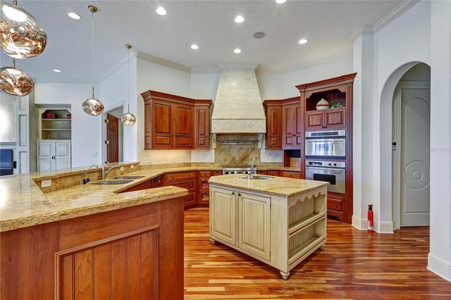 9143 SOUTHERN BREEZE DRIVE, Orlando, FL 32836