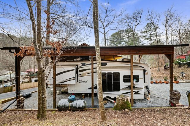 18 Second Street, Ellijay, GA 30540