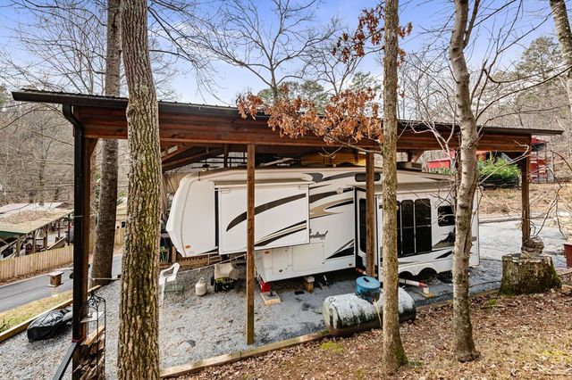 18 Second Street, Ellijay, GA 30540