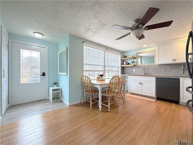 723 Longmeadow Road, Amherst, NY 14226