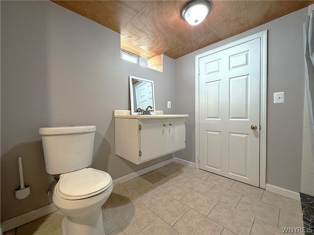 723 Longmeadow Road, Amherst, NY 14226