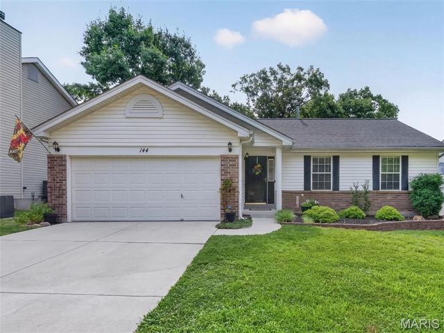 144 Hunters Green Lane, Eureka, MO 63025