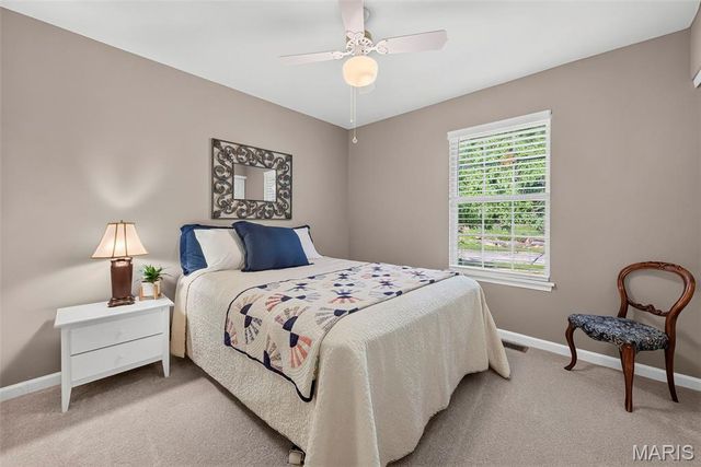 144 Hunters Green Lane, Eureka, MO 63025
