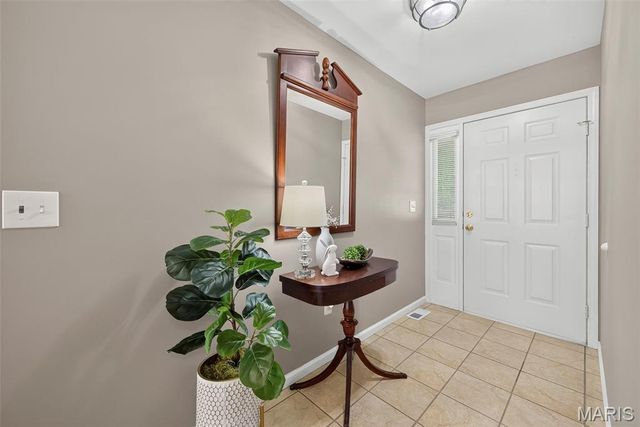 144 Hunters Green Lane, Eureka, MO 63025