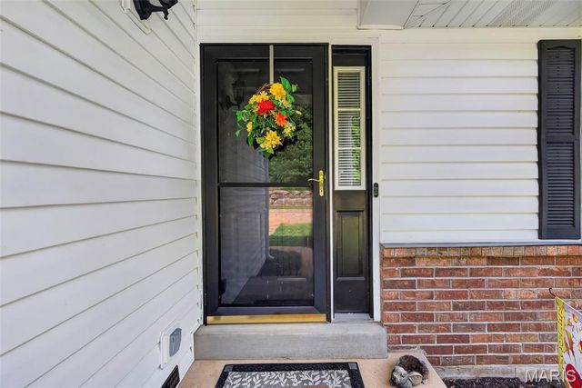 144 Hunters Green Lane, Eureka, MO 63025