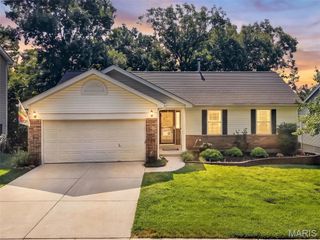 144 Hunters Green Lane, Eureka, MO 63025