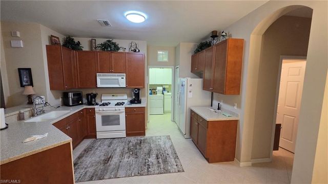 9305 Aviano DR, Fort Myers, FL 33913