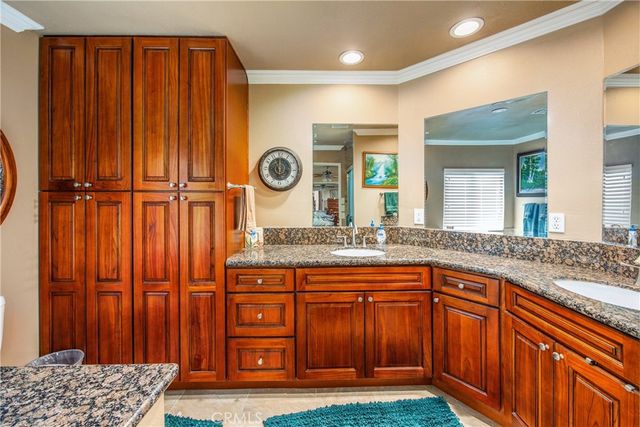 929 E Foothill 161, Upland, CA 91786