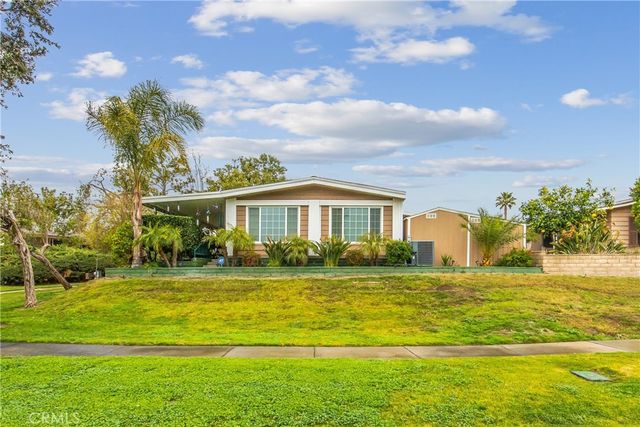 929 E Foothill 161, Upland, CA 91786