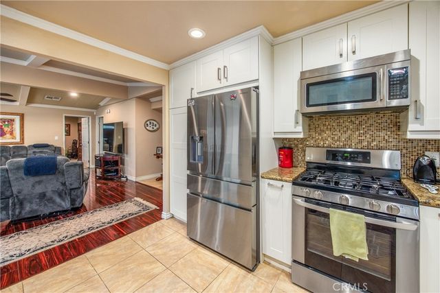 929 E Foothill 161, Upland, CA 91786