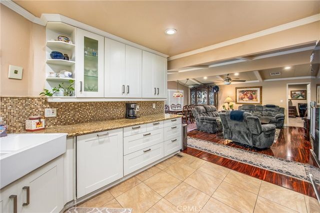 929 E Foothill 161, Upland, CA 91786