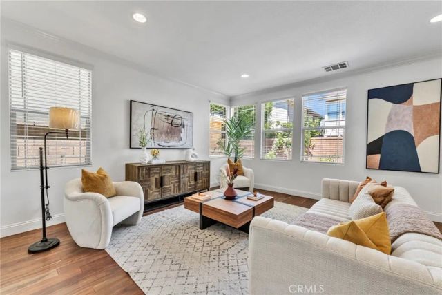 135 Willowbend, Irvine, CA 92612
