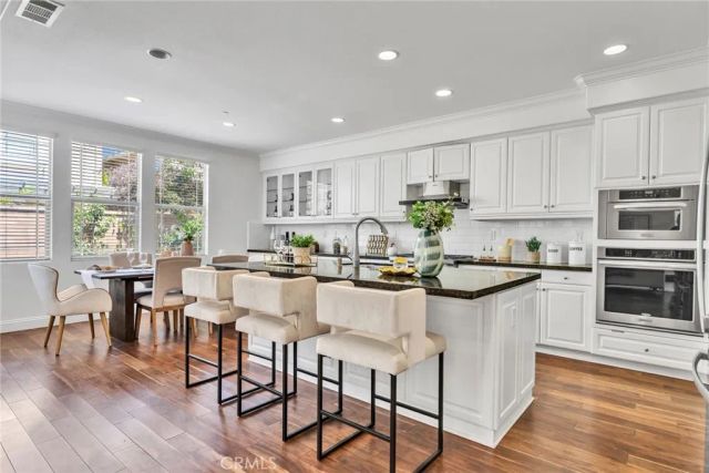 135 Willowbend, Irvine, CA 92612