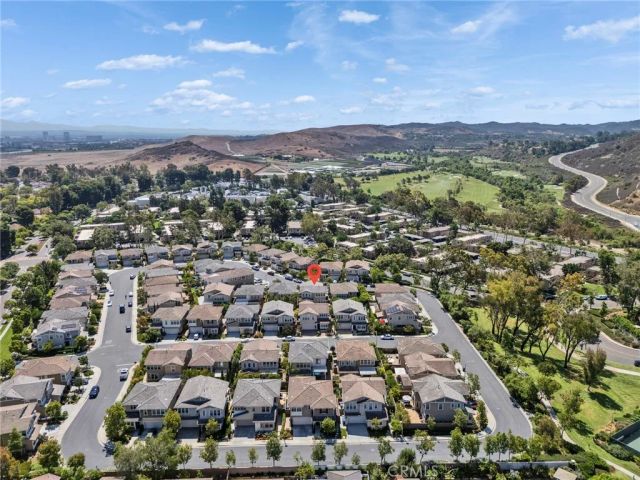 135 Willowbend, Irvine, CA 92612