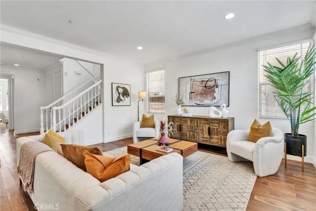 135 Willowbend, Irvine, CA 92612