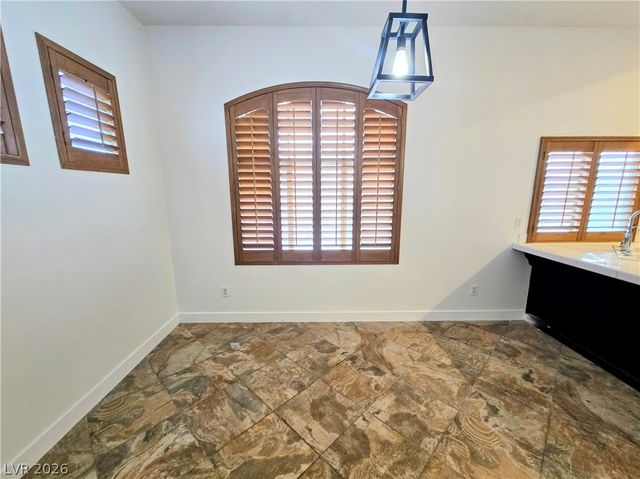 2321 Blackberry Valley Way, Las Vegas, NV 89142