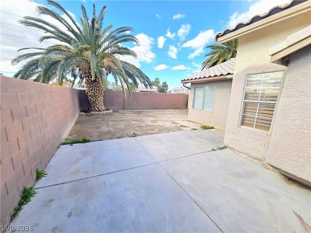 2321 Blackberry Valley Way, Las Vegas, NV 89142