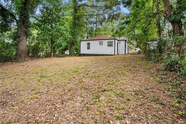 42 Burbank NW Drive, Atlanta, GA 30314