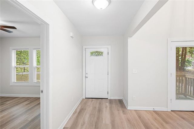 42 Burbank NW Drive, Atlanta, GA 30314