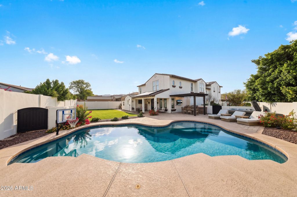 20607 W HOLT Drive, Buckeye, AZ 85396 — photo 2
