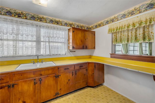 401 S COOPER STREET, New Smyrna Beach, FL 32169