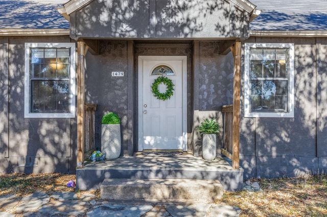 1479 E Hempstead ST, Giddings, TX 78942