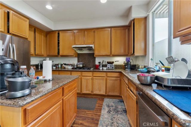 11390 Parkfield Court, Riverside, CA 92505